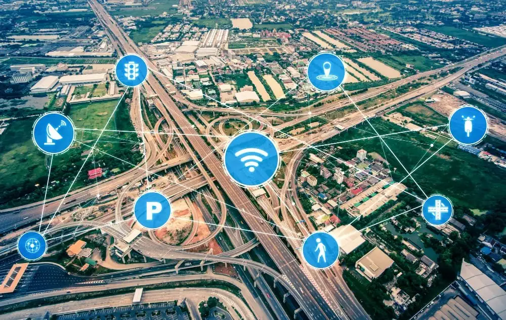 What Happens When GIS Meets IoT: Real-Time Mapping for Smarter Cities